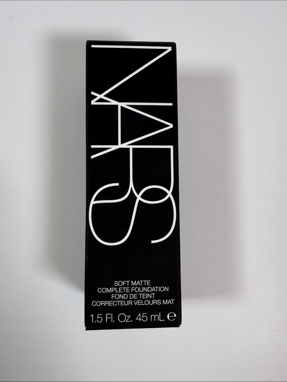 NARS Soft Matte Complete Foundation – Light 5 FIJI